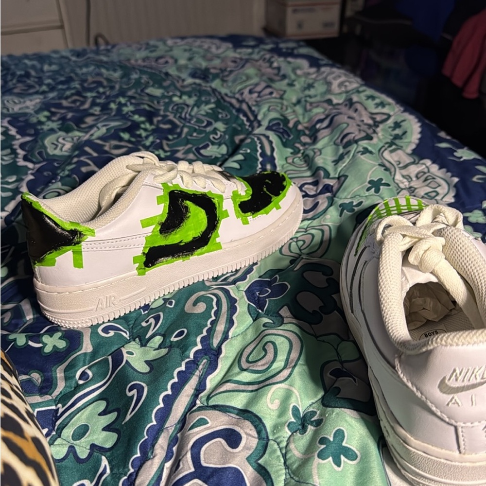 Customized shoes. Message me the style you’re wanting and I’ll see if I can do! - Picture 5 of 5